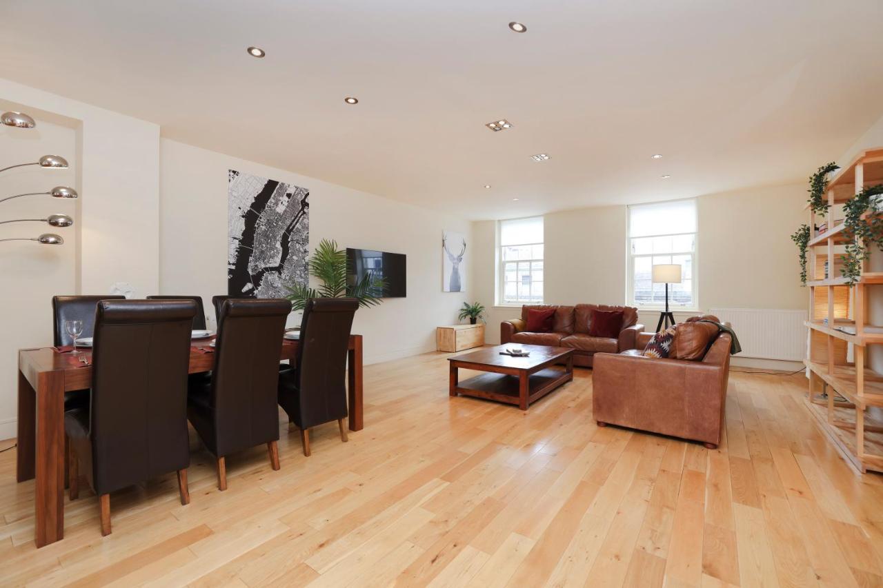 Joivy Spacious 2 Bed,2 Bath Flat, Free Parking And Rooftop Terrace EDI Exterior foto