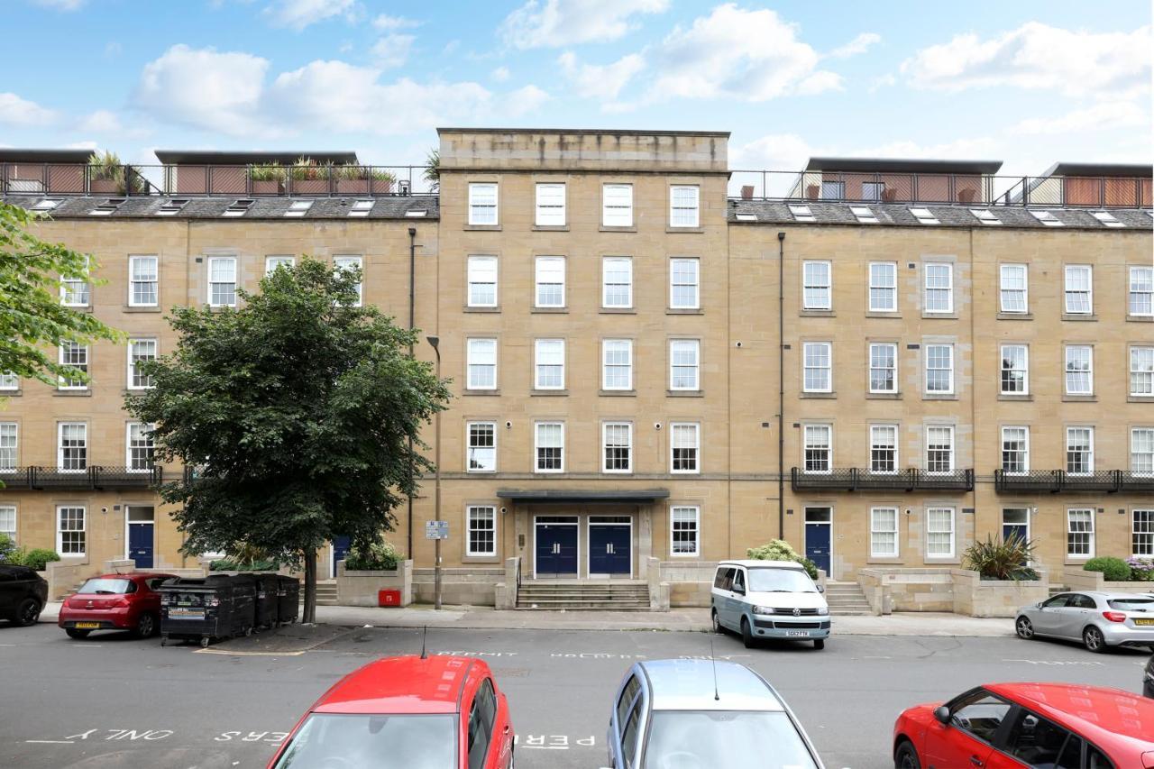 Joivy Spacious 2 Bed,2 Bath Flat, Free Parking And Rooftop Terrace EDI Exterior foto