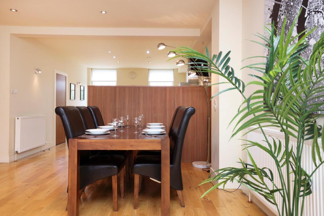 Joivy Spacious 2 Bed,2 Bath Flat, Free Parking And Rooftop Terrace EDI Exterior foto